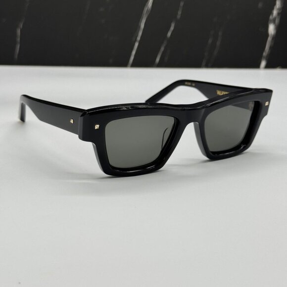 NEW XXII VLS-106A VALENTINO SUNGLASSES BLACK UNISEX EYEWEAR VALENTINO - Picture 7 of 12